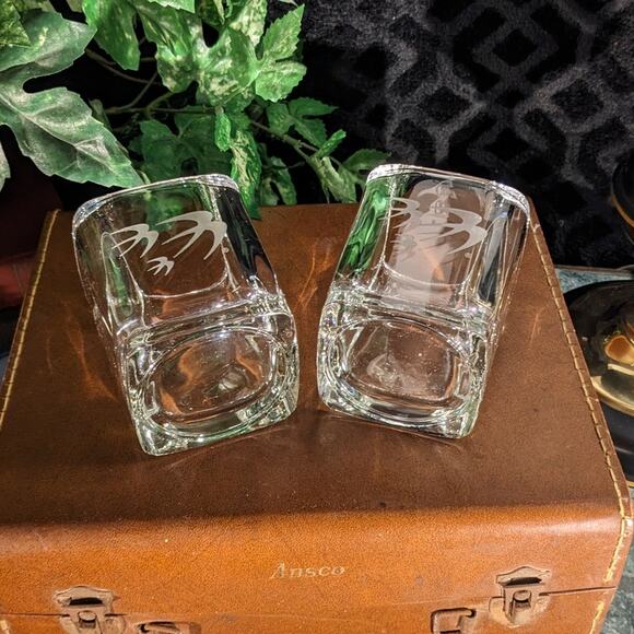 Vintage Ozark Airlines Etched Logo Square Lowball Rocks Glasses Pair First Class - Picture 5 of 10